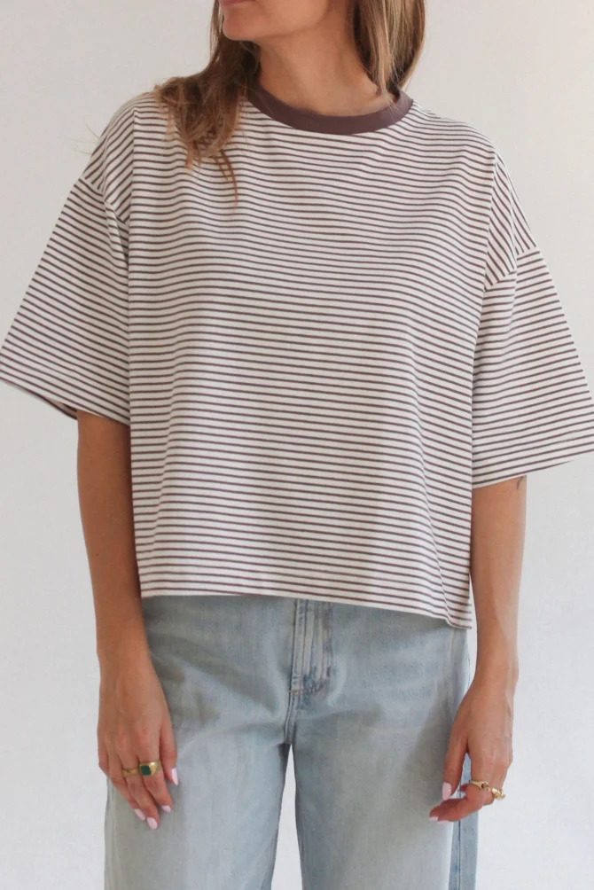 Boxy Brązowy T-shirt W Paski Premium - obrazek 4