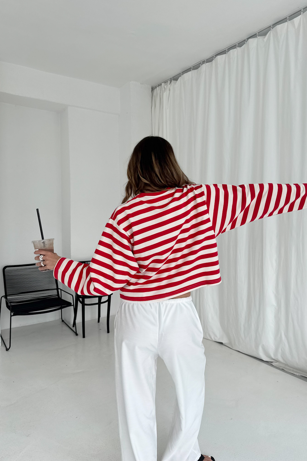 Longsleeve Boxy w Paski Czerwone - obrazek 2