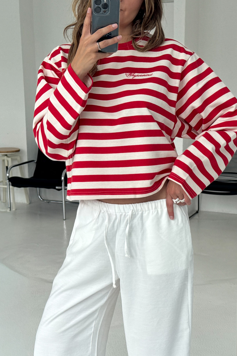 Longsleeve Boxy w Paski Czerwone - obrazek 5