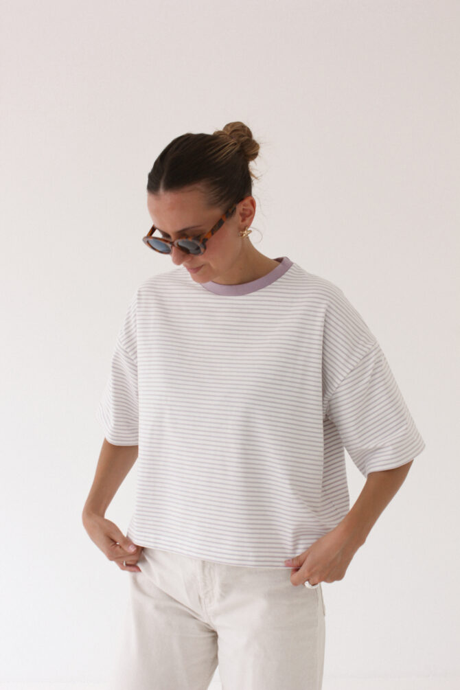 T-shirt Boxy Stripes Lilac - obrazek 4
