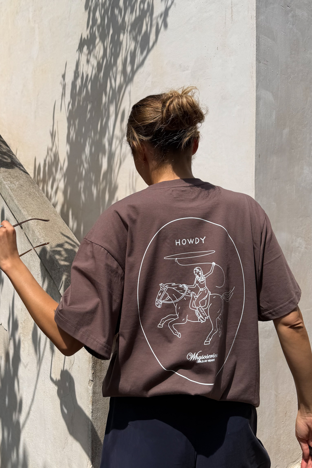 T-shirt Howdy Brown