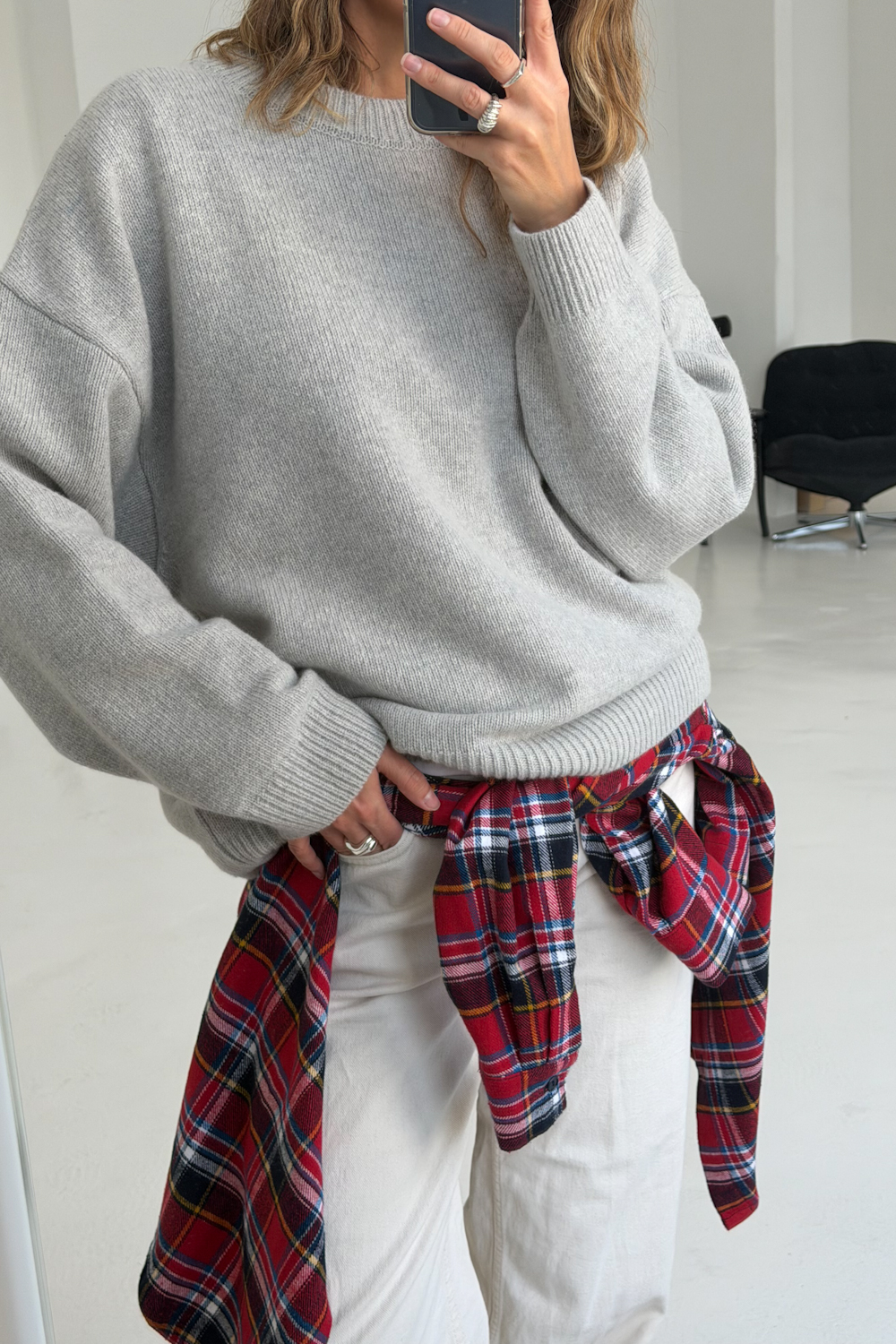 Sweter Wełniany Sophie Grey Unisex - obrazek 6