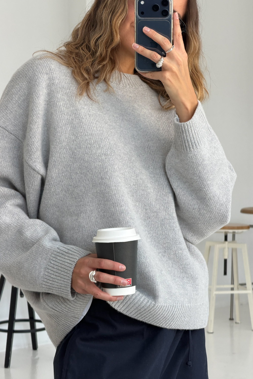 Sweter Wełniany Sophie Grey Unisex - obrazek 5